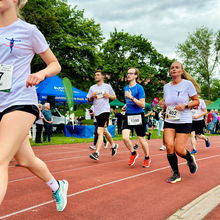 Läufer rennen Runden