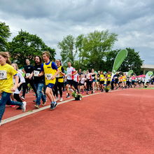 Läufer rennen Runden
