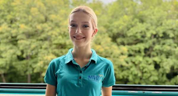 Portrait der Auszubildenden Sarah